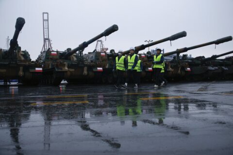 First delivery of S. Korean heavy weapons comes to Poland