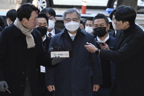 Seoul arrests ex-top security official over border killing