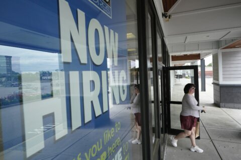 Applications for jobless claims up slightly last week