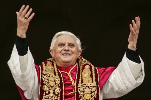 Vatican: Benedict XVI lucid, stable, but condition ‘serious’