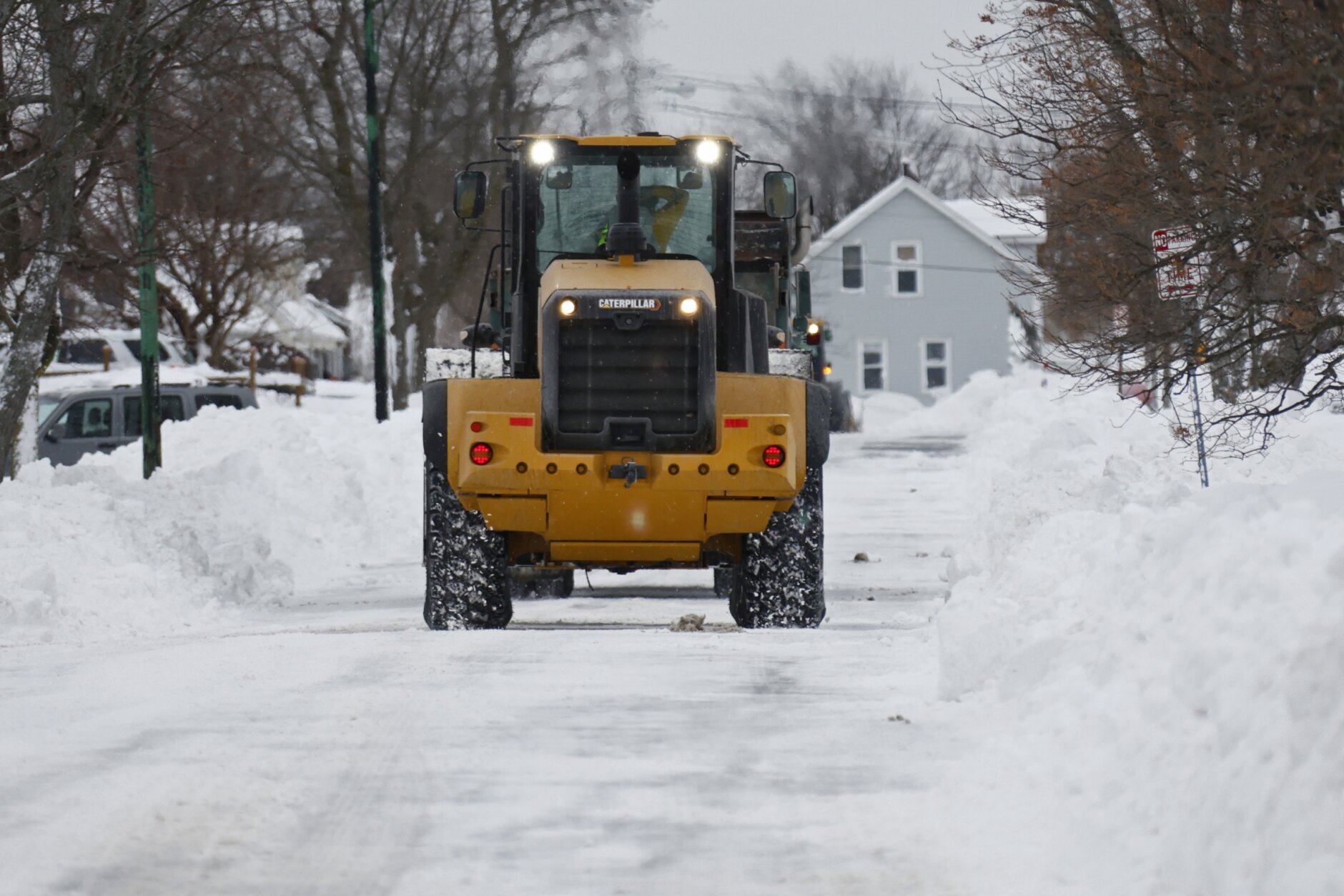 Military police enforce driving ban in snow-stricken Buffalo