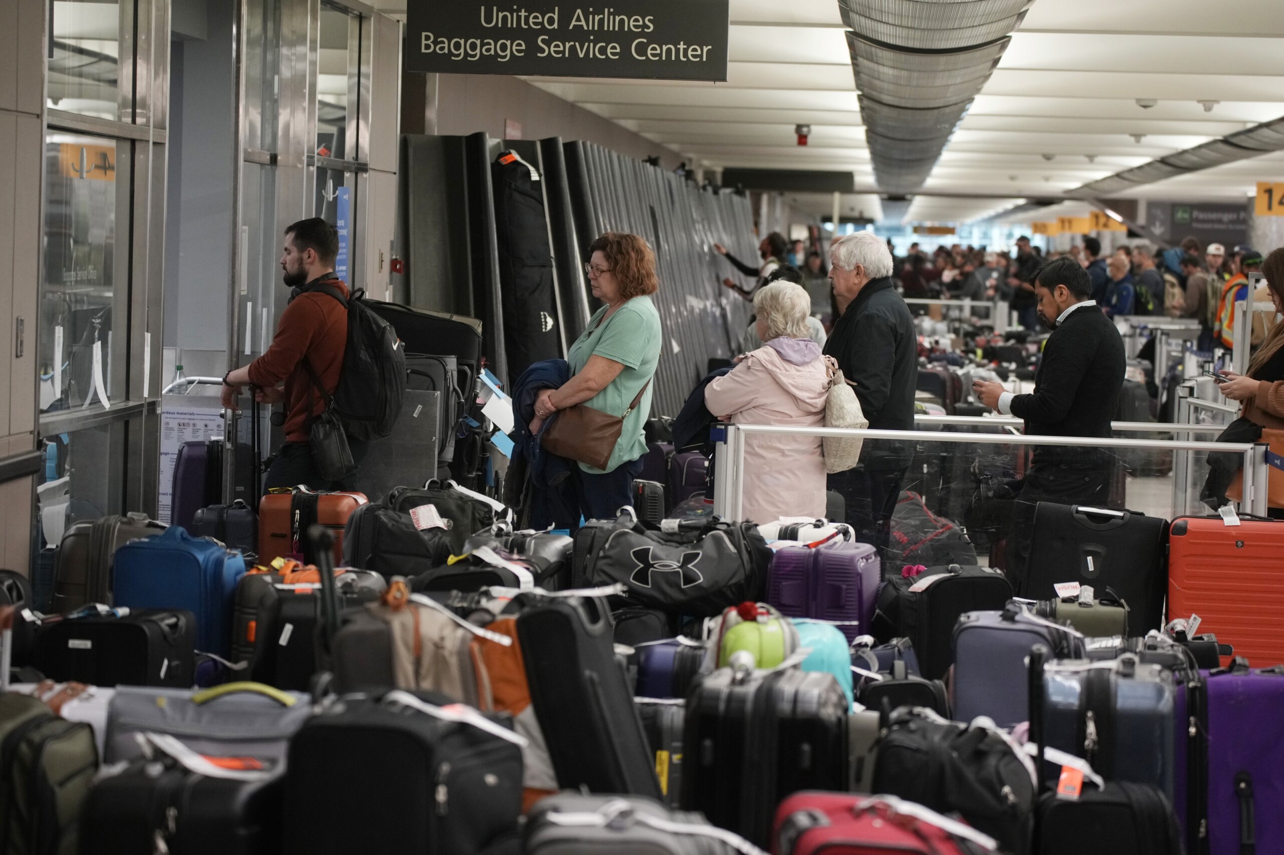 Airlines could soon shrink the size of luggage you're allowed to carry on -  The Washington Post