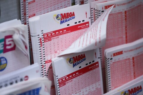 Mega Millions jackpot jumps to $565 million, 6th largest in game’s history