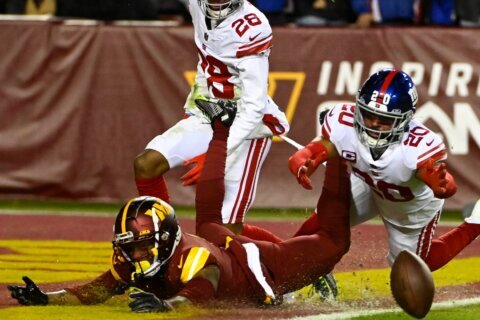 Commanders try to make sense of bizarre sequence to end Week 15 loss to Giants