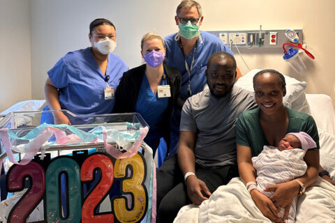 Boy born at Maryland hospital may be 1st baby of 2023 in the DC area