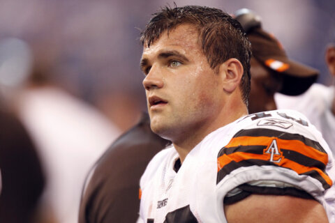 Peyton Hillis off ventilator, recovering after rescuing his kids from drowning