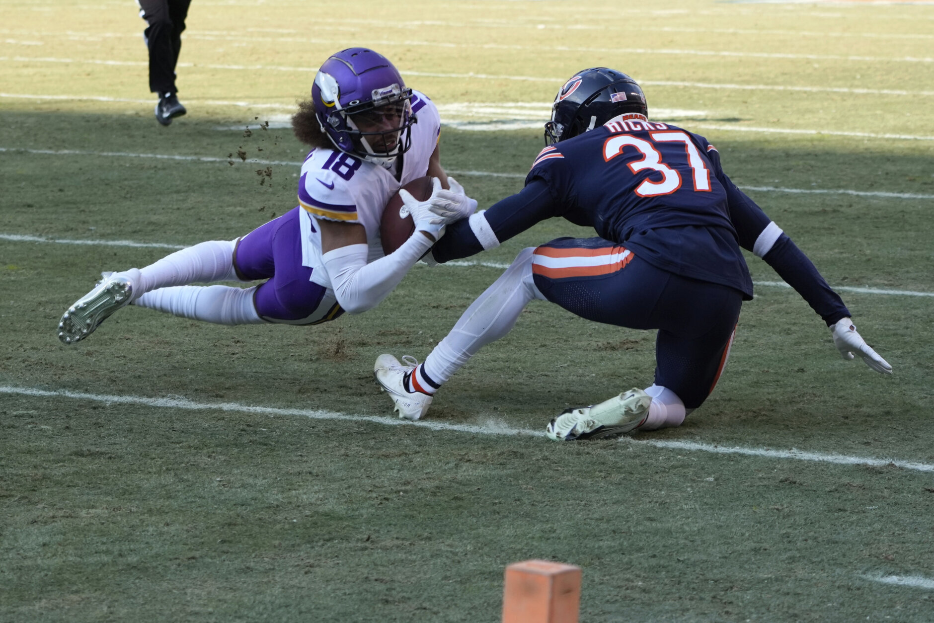 <p><em><strong>Vikings 29</strong></em><br />
<em><strong>Bears 13</strong></em></p>
<p>For the first time since 1947, the Chicago Bears are on the clock thanks to undesirable franchise records for consecutive losses (10) and total losses (14) in a season. But fear not, Bears fans &#8212; you already have a franchise quarterback so dealing away the No. 1 overall pick to someone who does not will give Justin Fields all the help he needs to get Chicago back to contention.</p>
<p>And even with this blowout victory, Minnesota is a 13-4 team that was actually outscored 424-427 in 2022. It just feels like the Vikings&#8217; stay in the playoffs will be brief.</p>

