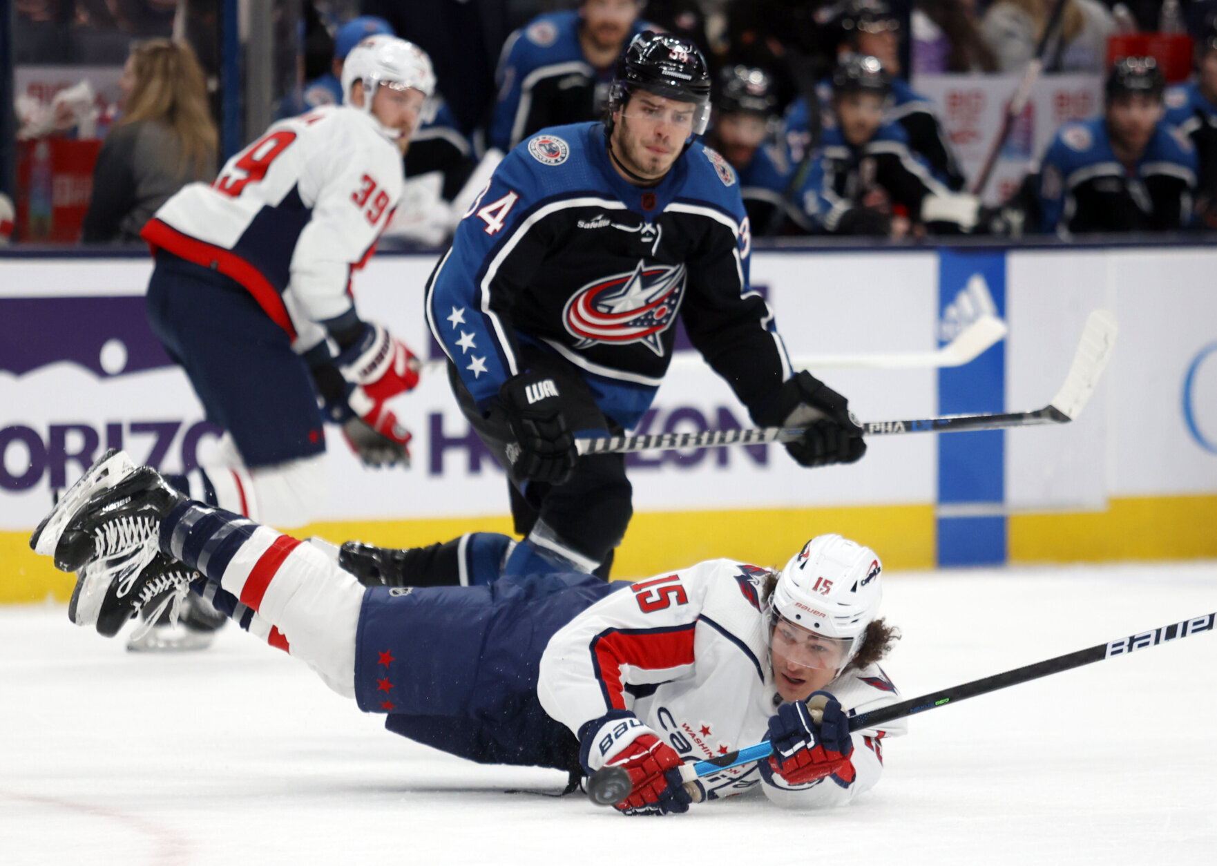 Point lifts Tampa Bay Lightning over Columbus Blue Jackets in OT