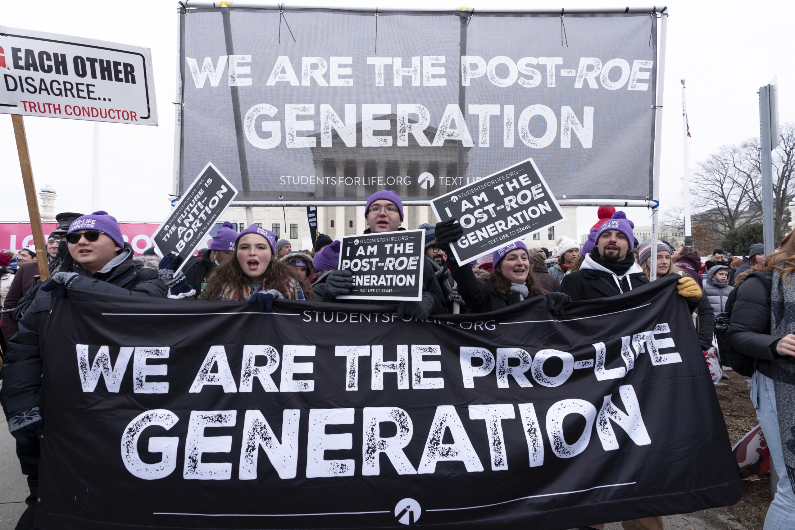 US divided over Roe’s repeal as abortion foes gird for march – WTOP News