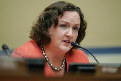 Rep. Katie Porter seeking Feinstein’s Senate seat in 2024