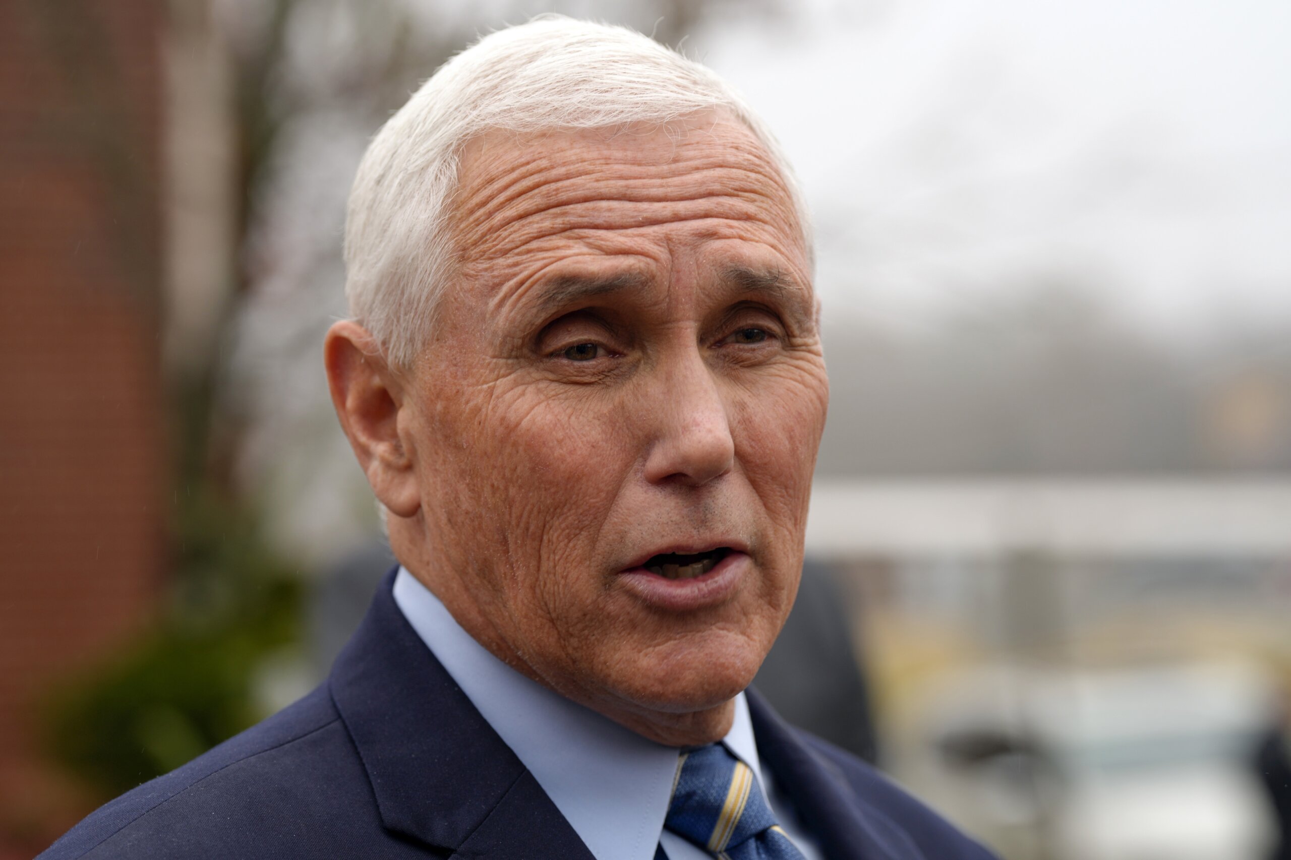Operative jumps from Haley PAC to Pence’s amid 2024 jostling