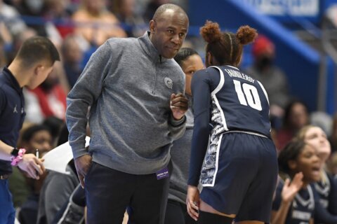 No. 4 UConn avoids three-game slide, upends Georgetown 67-59