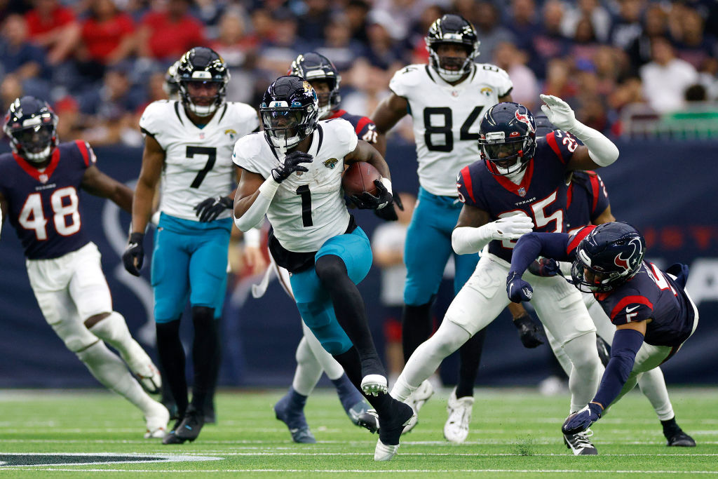 <p><em><strong>Jaguars 31</strong></em><br />
<em><strong>Texans 3</strong></em></p>
<p>The Houston Texans are (almost) on the clock and the Jacksonville Jaguars are (almost) AFC South champs.</p>
