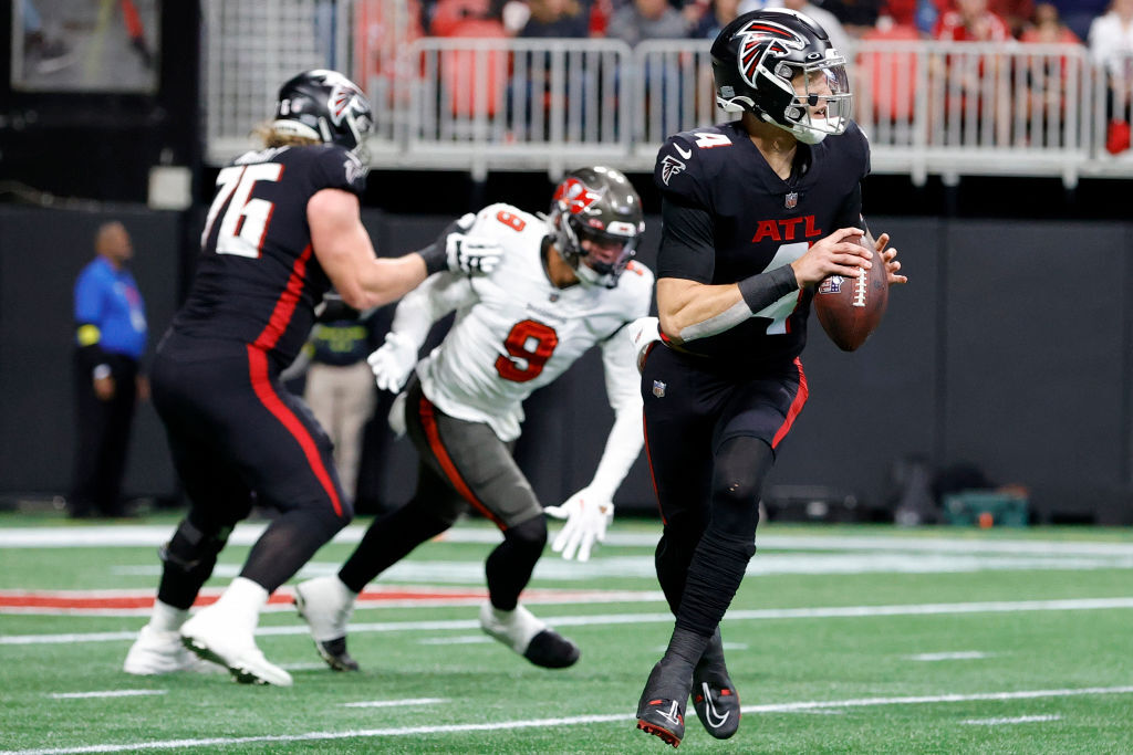 <p><b><i>Bucs 17</i></b><br />
<b><i>Falcons 30</i></b></p>
<p>Tom Brady stuck around long enough to <a href="https://twitter.com/ESPNStatsInfo/status/1612168747426643969?s=20&amp;t=jaubngxVSVcbW10Nxi6DvA" target="_blank" rel="noopener">break one of his seemingly-millions of NFL records</a> and Tampa eases its way into a favorable matchup with the reeling Cowboys (who Brady has beaten all seven times he&#8217;s faced them). Would you really bet against a Bucs run?</p>
<p>Desmond Ridder threw his first two NFL touchdowns and has played well enough in this four-game audition for the starting QB gig in Atlanta, where the Falcons went 6-3 at home but just 1-7 on the road. Ridder will need to usher in more winning in 2023 or Arthur Smith may not last into 2024.</p>
