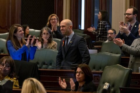 Illinois bans semiautomatic weapons, critics vow court test