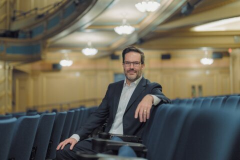 Louisiana Philharmonic Orchestra gets new music director
