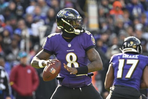 Lamar Jackson gets nonexclusive franchise tag from Ravens