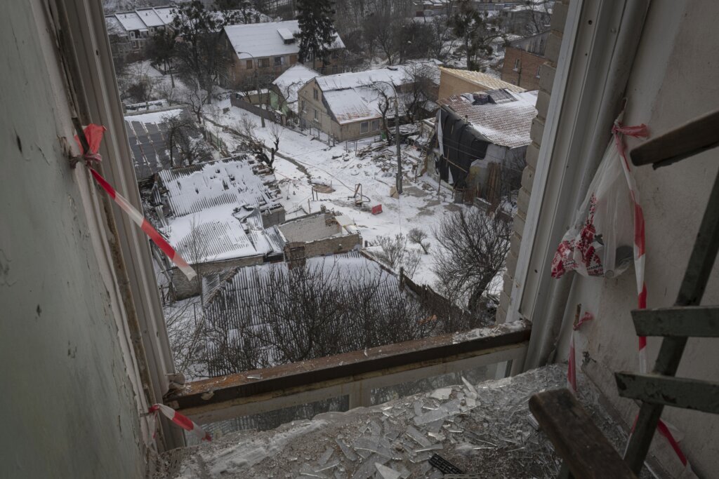 Pejabat Ukraina melaporkan serangan rudal Rusia di Kyiv