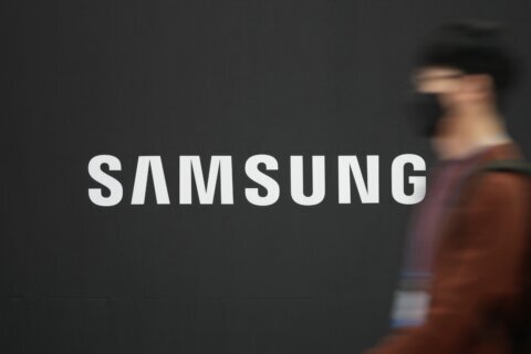 Samsung's profit plummets amid global economic woes