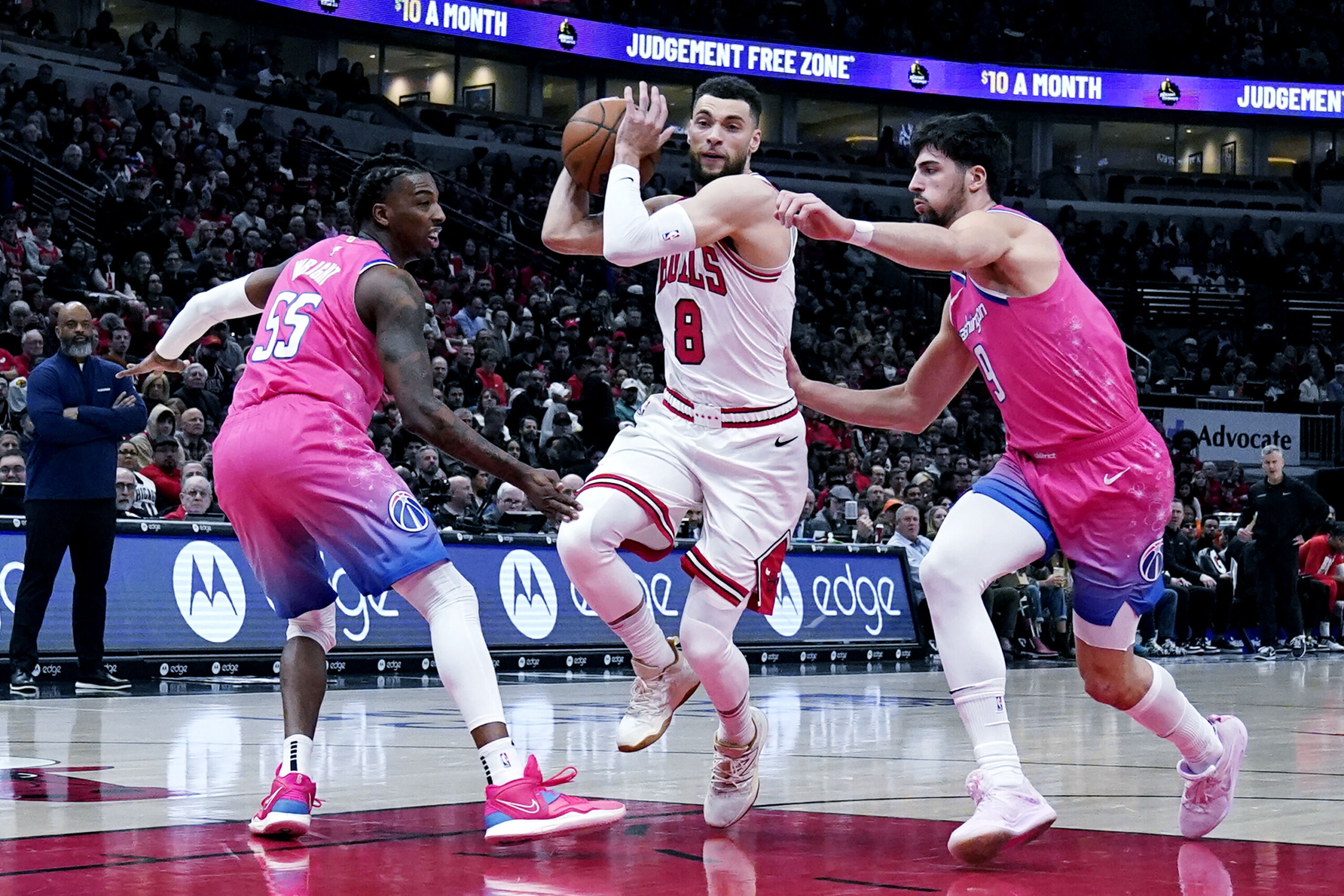 DeRozan, LaVine combine for 56, Bulls zoom past Wizards - WTOP News