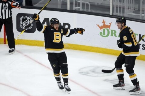 Bruins rolling, rest of NHL making final push for playoffs