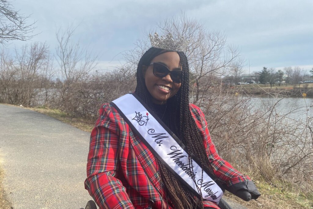 Photo of Chandra Smith who is competing in Ms. Wheelchair America