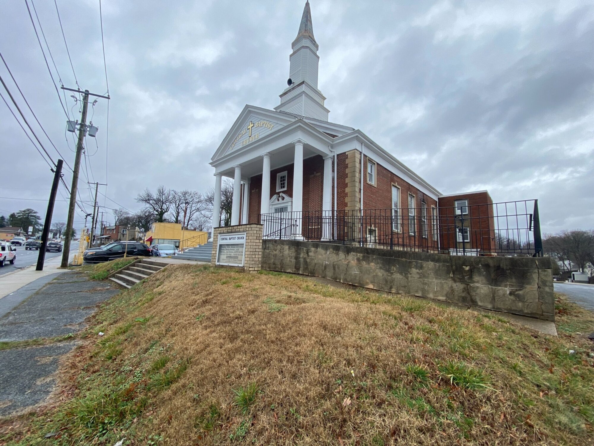 ‘We’ve got our hands full’: Bladensburg neighborhood worried about impact of proposed shelter – WTOP News