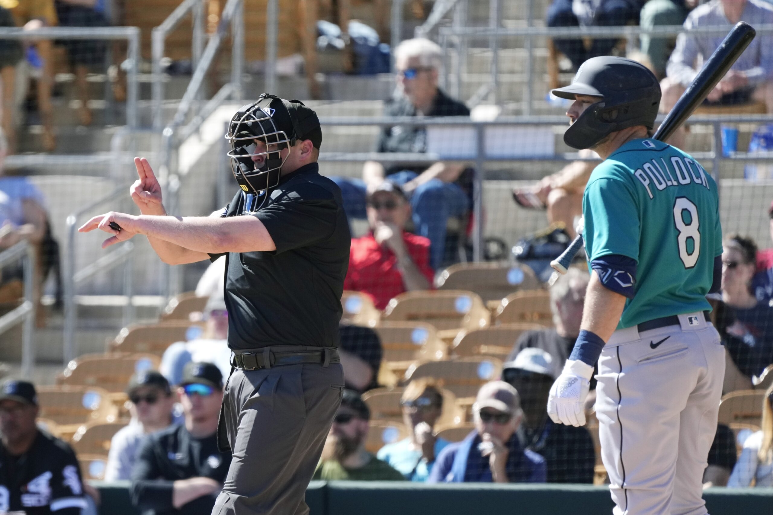 it-s-working-pitch-clock-shaves-20-minutes-from-early-games-wtop-news