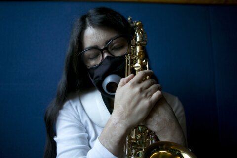 Mexican musician finds refuge in saxophone after acid attack