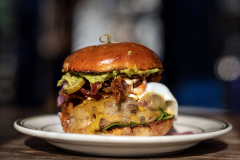 ‘Best burger’ winner Duke’s Grocery opens outside Nats Park