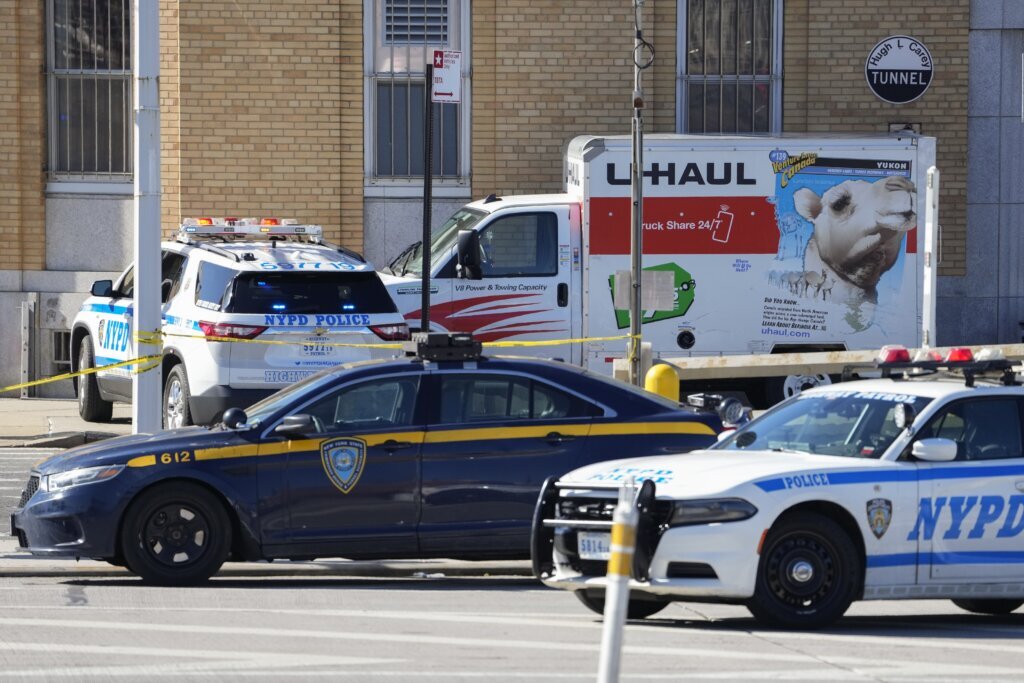 U-Haul hits, injures 8 pedestrians in NYC; 2 critical
