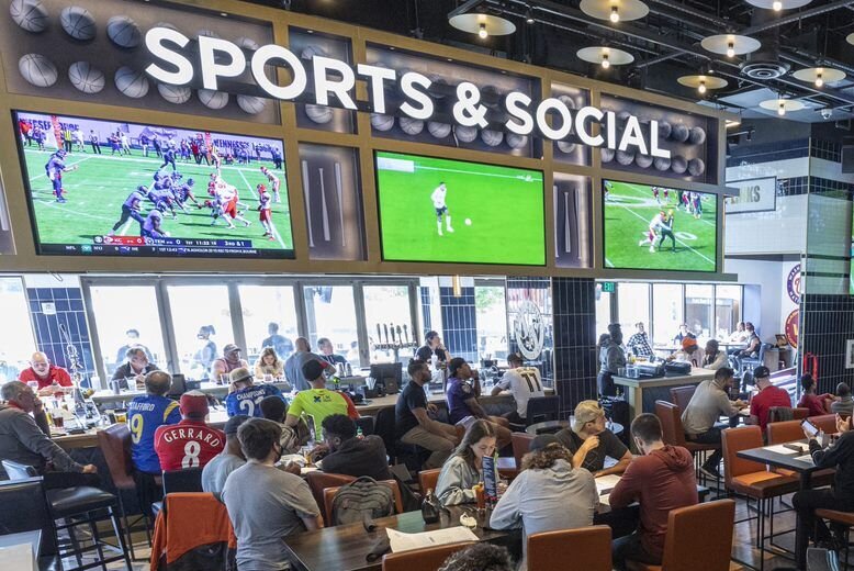 Where to Find Super Bowl Game-Day Specials - Arlington, VA