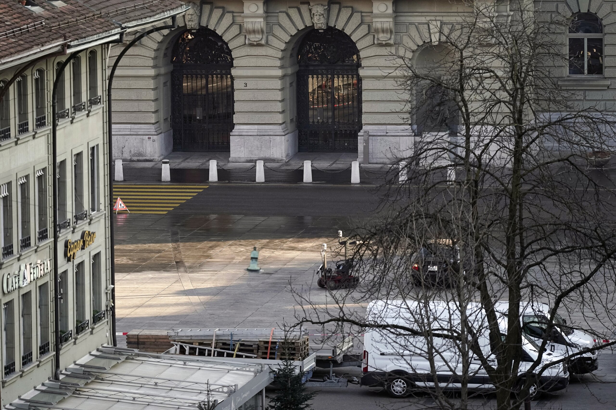 Man With Explosives Arrested Outside Swiss Parliament Wtop News
