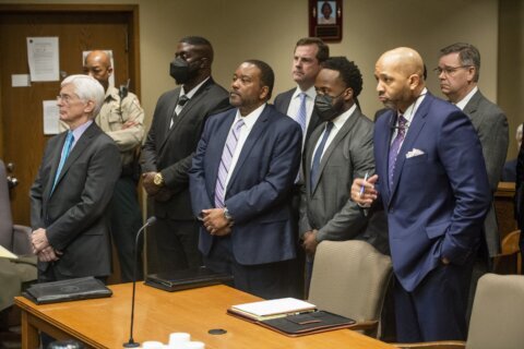 5 former officers charged with federal civil rights violations in Tyre Nichols beating death