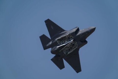 U.S. shows off F-35s as India ponders shift from Russian arms