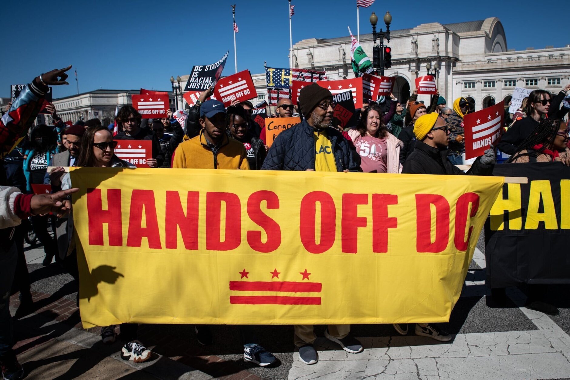 D.C. statehood advocates march to the U.S. Capitol building from Union Station on March 8, 2023. (WTOP/Alejandro Alvarez)