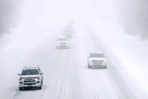 Late-winter storm pummels Northeast with heavy, wet snow