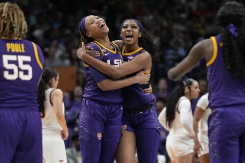 Mulkey, LSU women rally in Final Four, reach 1st title game