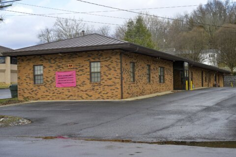 At this Va. abortion clinic, abortion is illegal right down the road