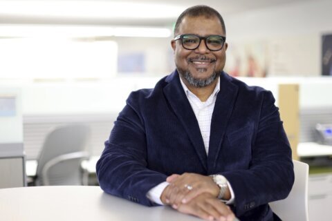 1st Black editor named to lead Atlanta Journal-Constitution