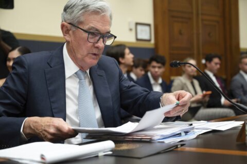 Powell signals increased rate hikes if economy stays strong