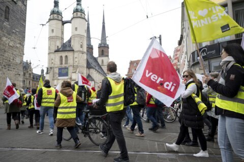 German unions call for wide-ranging transport strike Monday