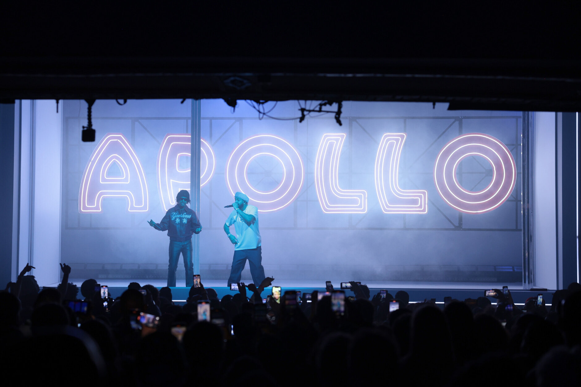 NEW YORK, NEW YORK - JANUARY 21: 21 Savage and Drake perform on stage at The Apollo Theater on January 21, 2023 in New York City. (Photo by Dimitrios Kambouris/Getty Images for SiriusXM)