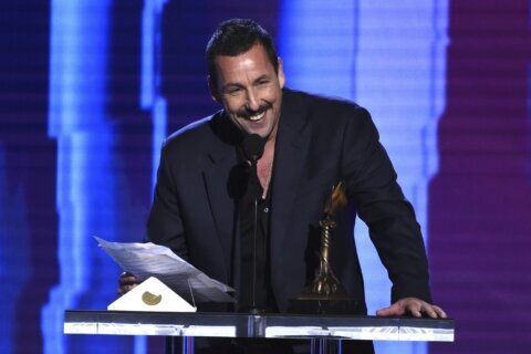 Sandler receives Mark Twain Prize, praise from comic pals