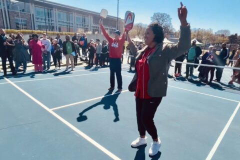 DC Mayor Bowser plays pickleball, outlines plans for new courts
