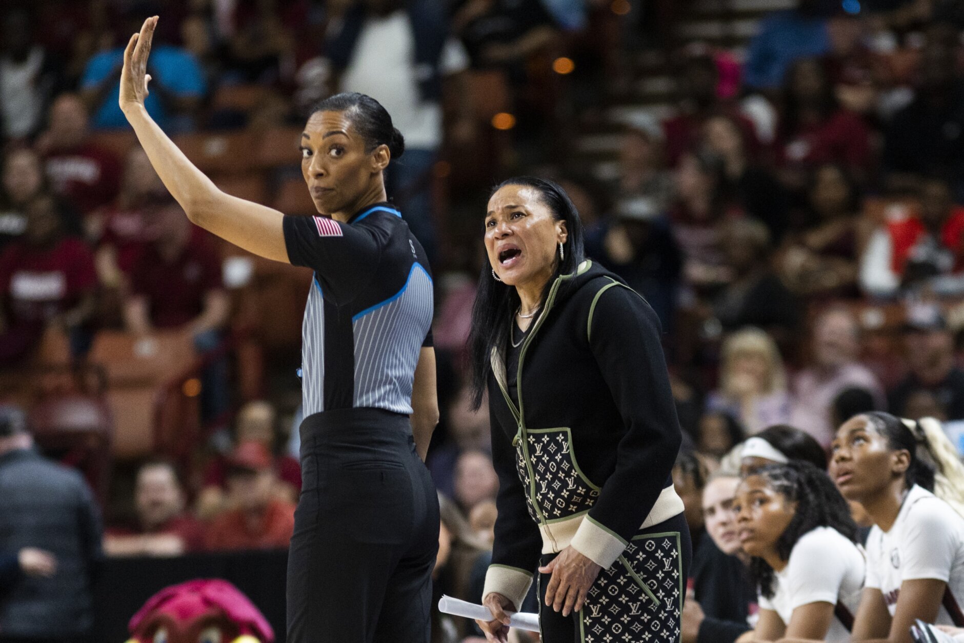 South Carolina head coach Dawn Staley, second from right, with