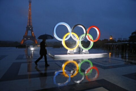 Lawmakers back Paris Olympic law despite surveillance fears
