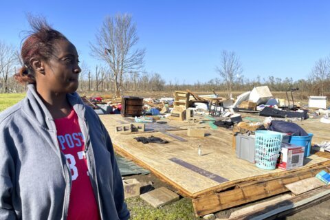Tornado recovery tough in Mississippi, one of poorest states