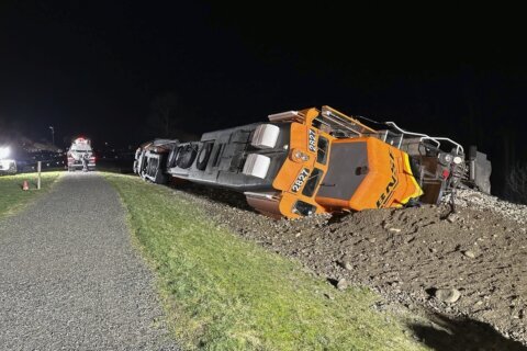 BNSF trains derail in Washington, Arizona; no injuries