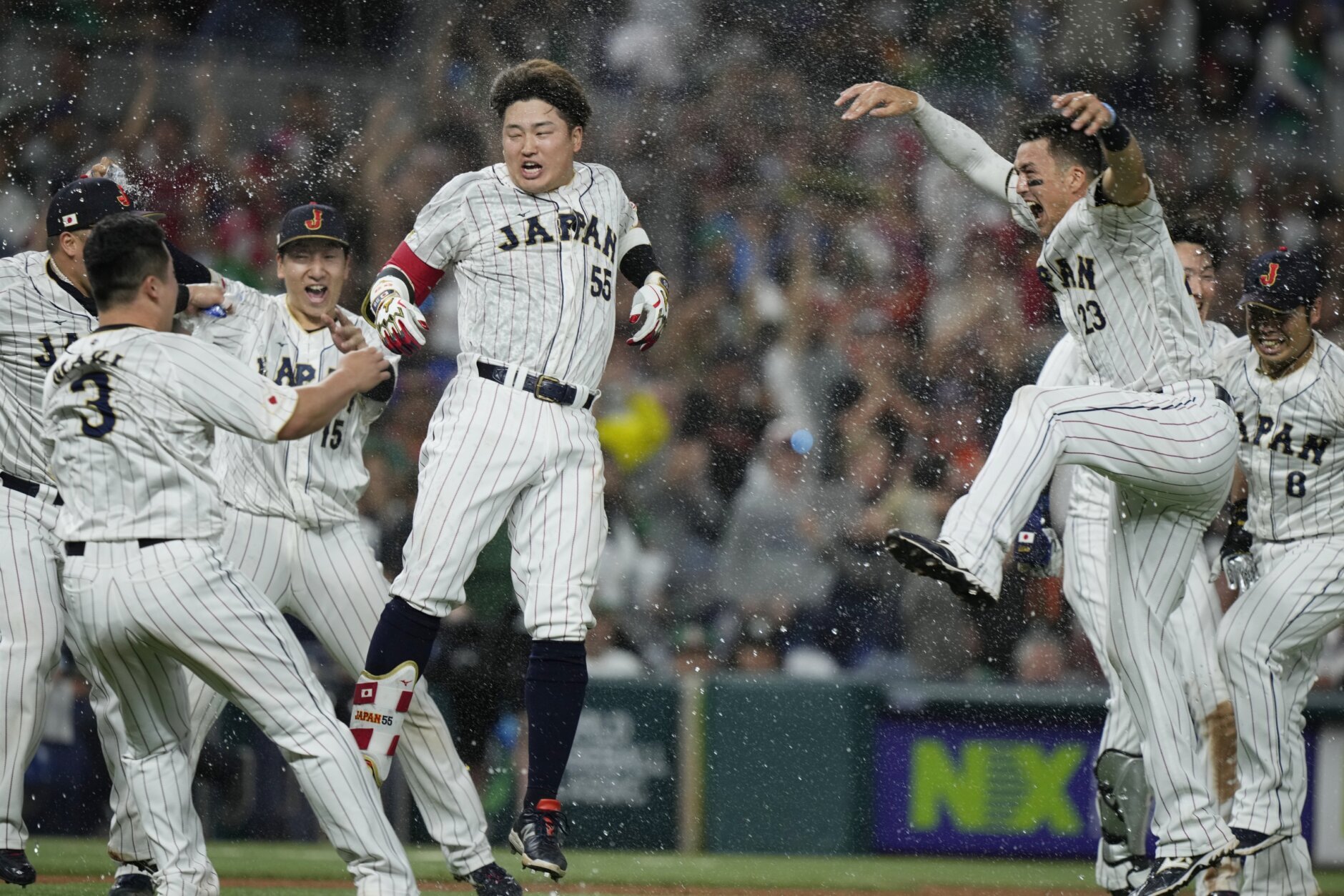 Shohei Ohtani sparks Japan rally to top Mexico in WBC semis